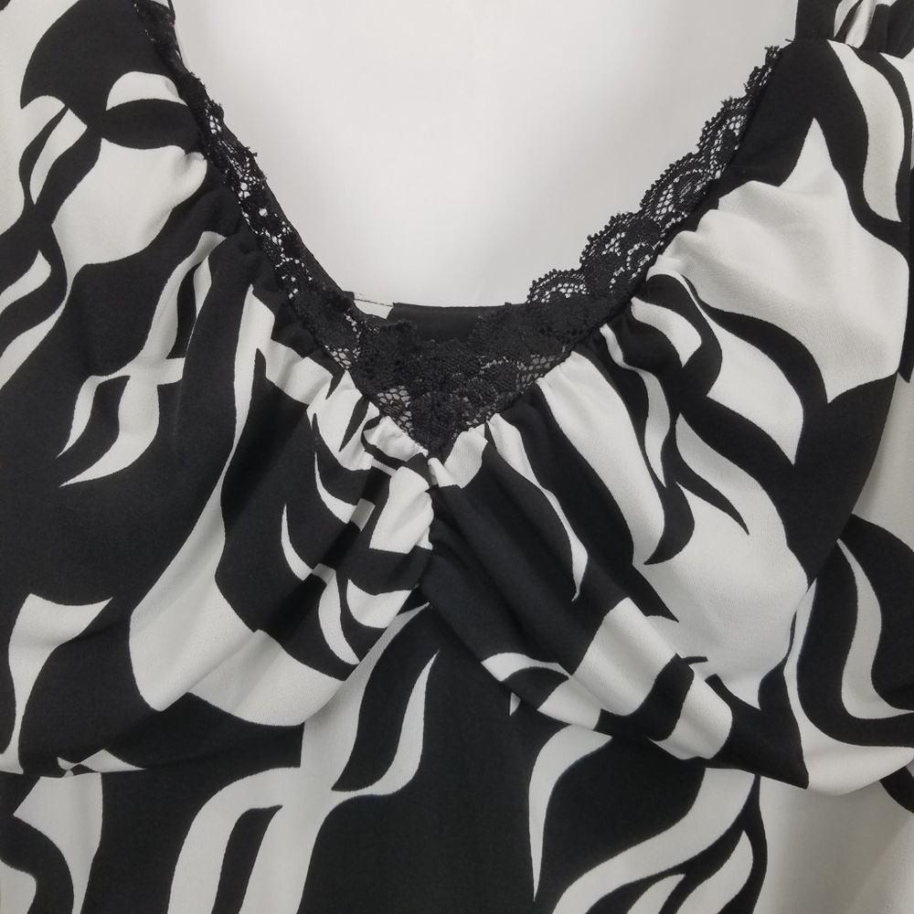 WHBM Womens Small Black White Wavy Print Ruched Tank Top - Picture 2 of 5